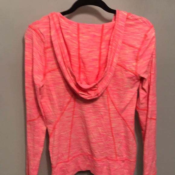 Long sleeve athletic top - Picture 5 of 5